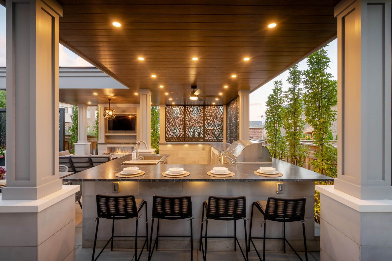 Outdoor kitchen